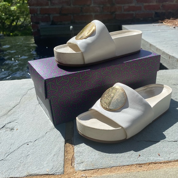 Tory Burch -Patos Platform Slide Sandal. - Picture 2 of 3
